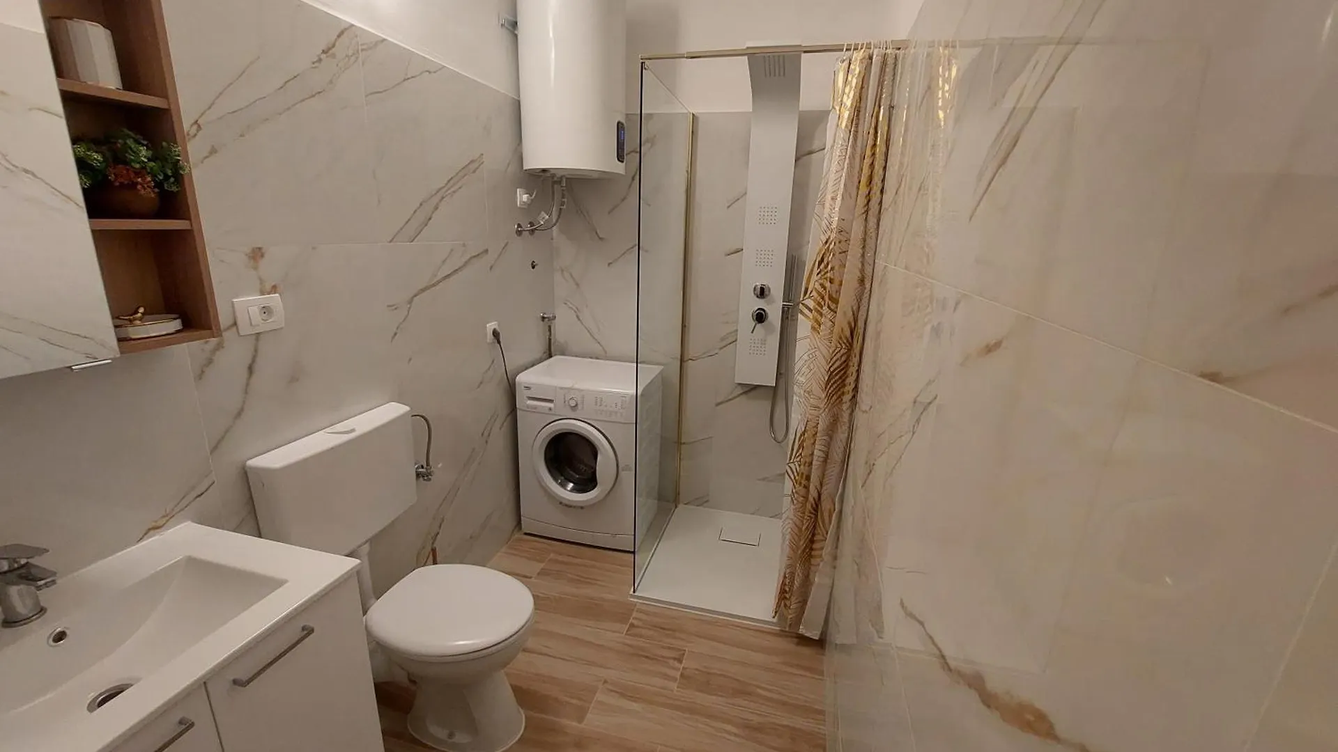 Lejlighed Apartman Golden Star Split
